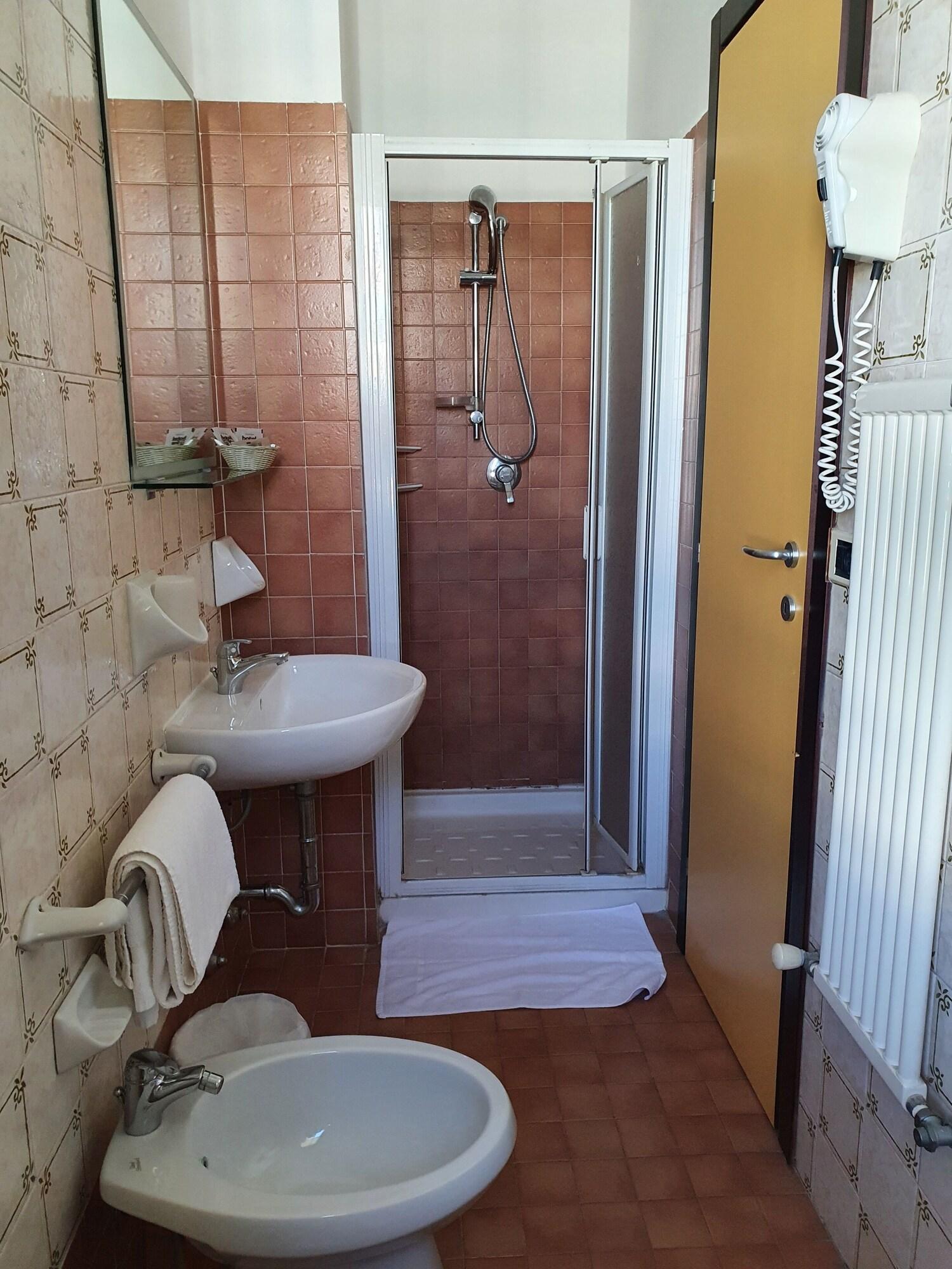 Hotel Tilmar Ріміні Екстер'єр фото