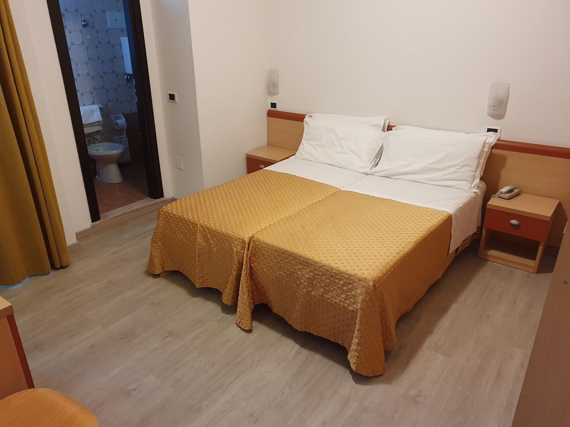 Hotel Tilmar Ріміні Екстер'єр фото
